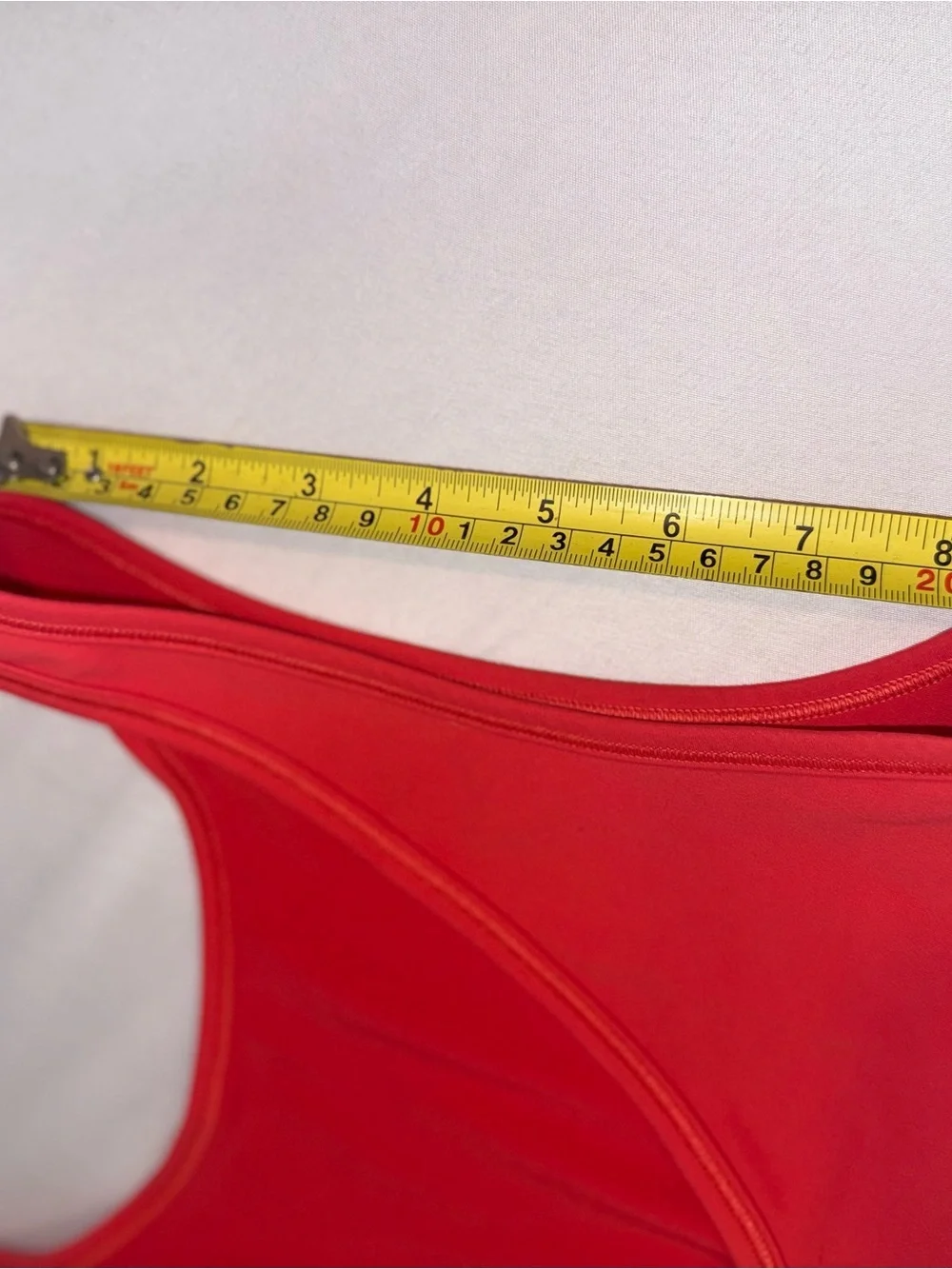Lululemon Women Red V-Neck Athletic Yoga Sports Bra Size 6 /S